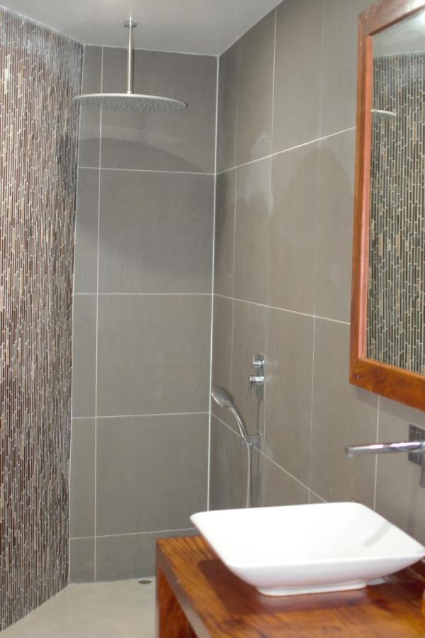 Black Pearl Resort & Spa Saraotou 外观 照片